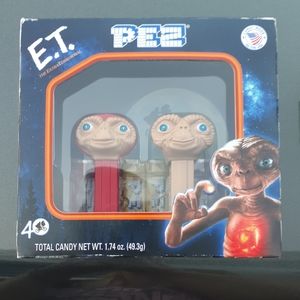 E T. 40th Anniversary Collectors Pez Set